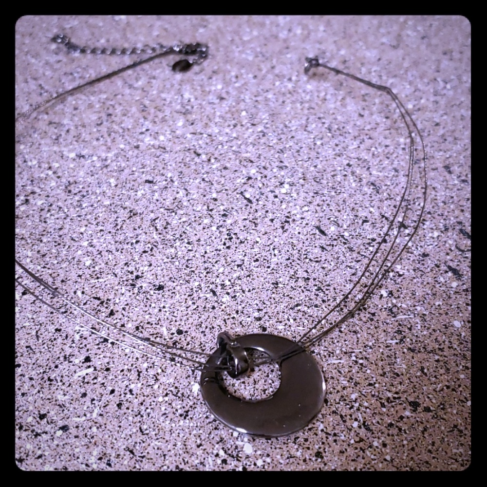 Black choker